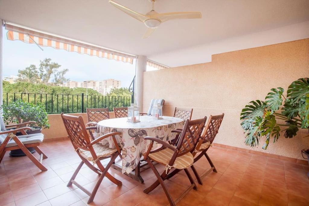Elegante Apartamento Muy Cerca De La Playa Valencia Exterior foto